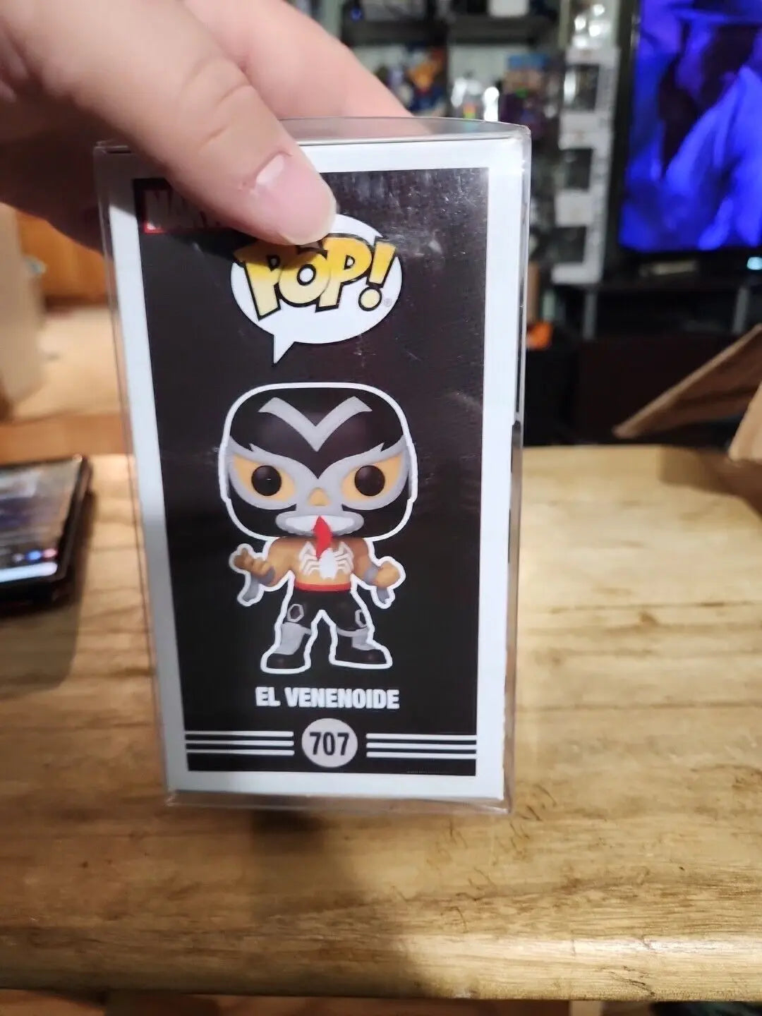 FUNKO POP! MARVEL El VENENOIDE (VENOM) 707 LUCHA LIBRE COLLECTOR CORPS EXCLUSIVE