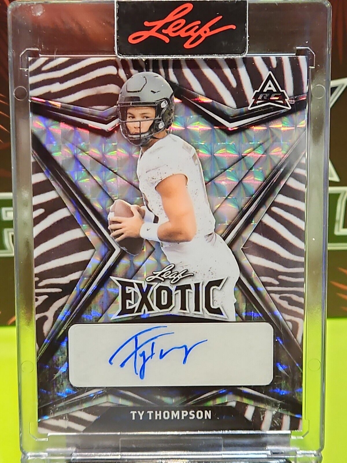 2022 leaf exotic football ty Thompson /7