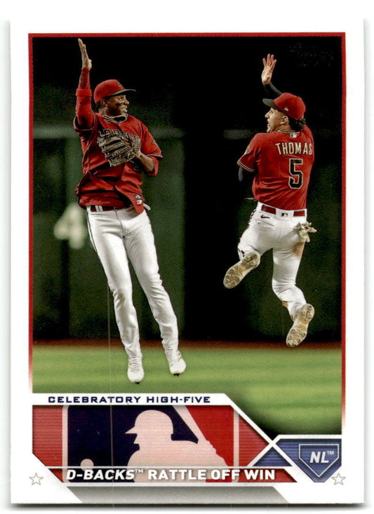 2023 Topps #464 Celebratory High-Five CC, CL NM