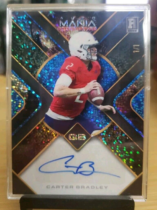 🔥 2024 WILD CARD AUTO MANIA AMERICAN FB Carter Bradley 1/1 Auto Sparkle🔥 