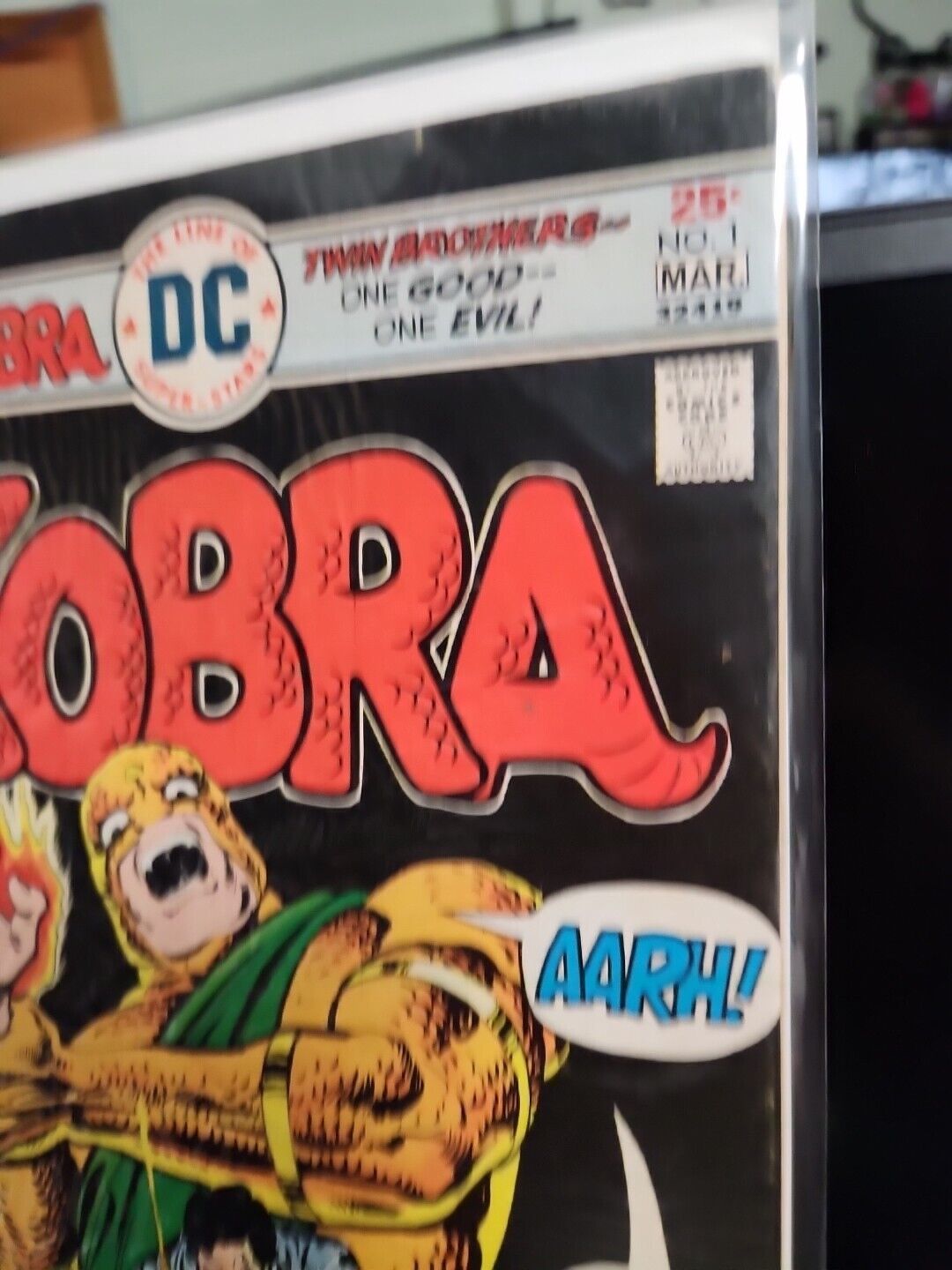 Kobra #1 Feb Mar 1976 DC Comics  Jack Kirby  Ernie Chan cover, 1st app. English