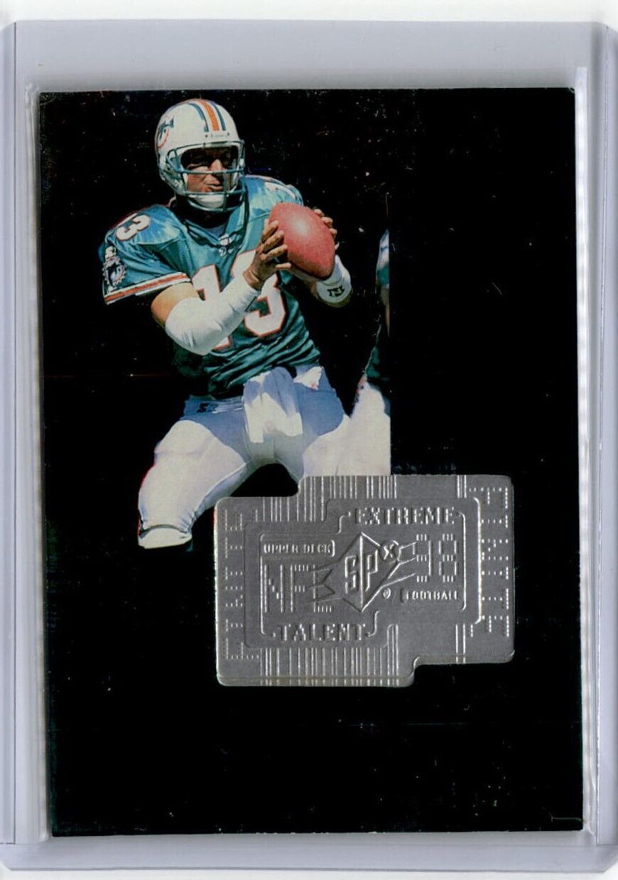 1998 SPx Finite #290 Dan Marino #/7200