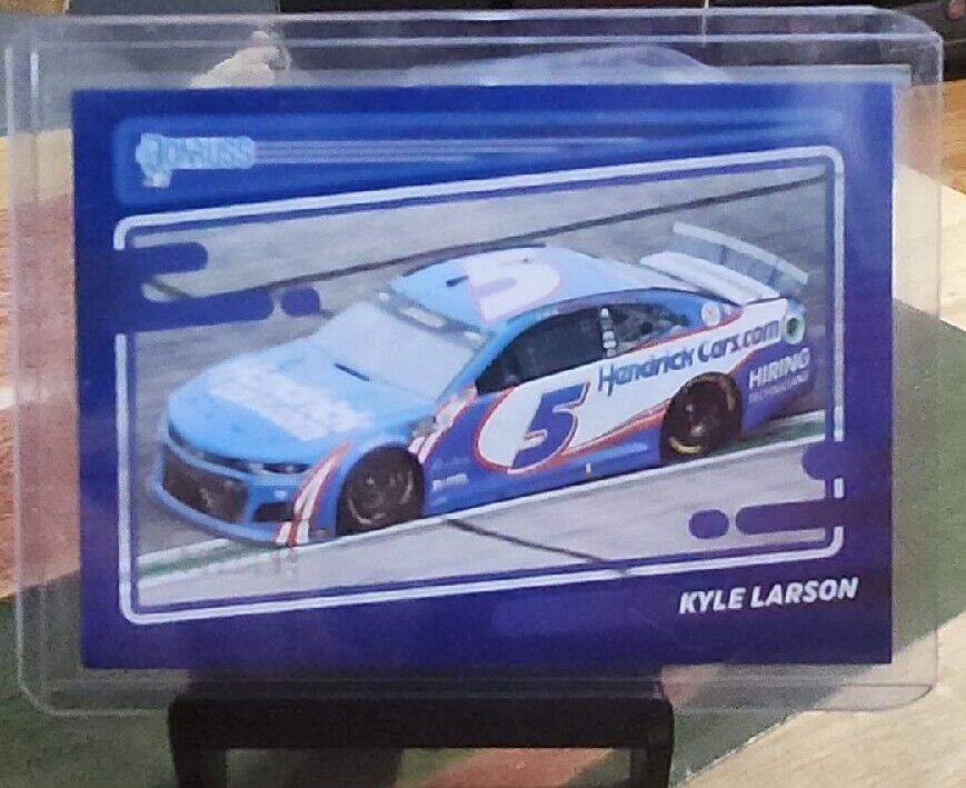 2022 Donruss Navy Blue #50 Kyle Larson CAR /199