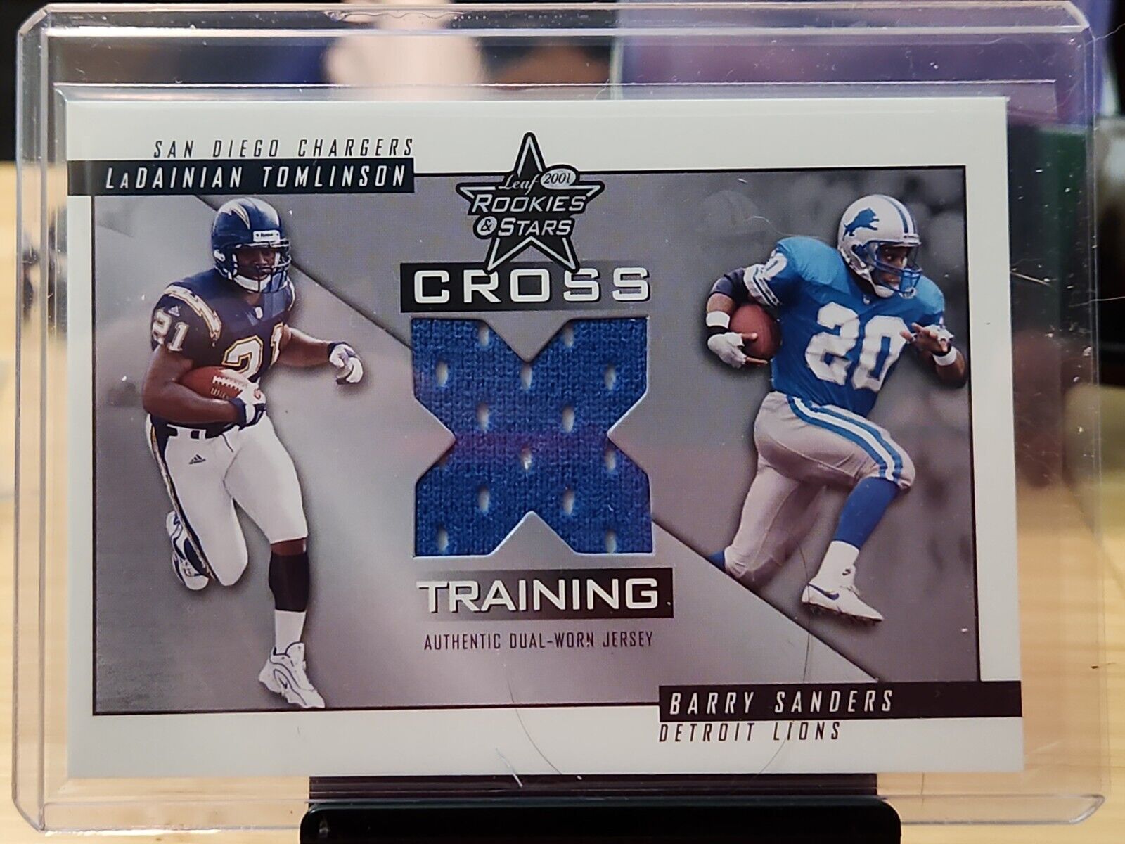 2001 leaf rookies and stars Ladainian Tomlinson/ Barry Sanders Cross Training