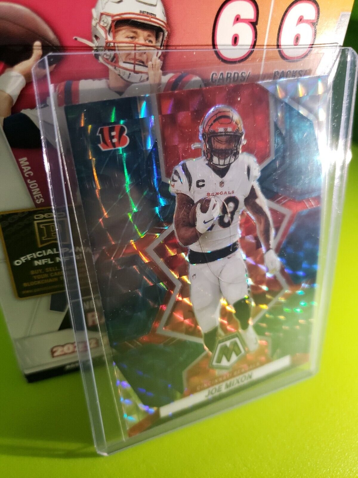 2022 Mosaic Football Joe Mixon Genesis